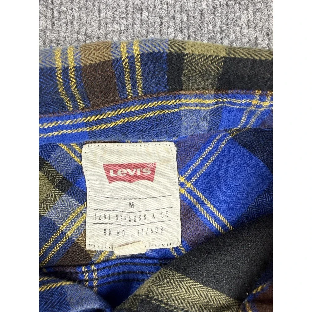 Levi's Shirt Mens Medium Blue Plaid Flannel Long Sleeve Button Up Pockets Casual